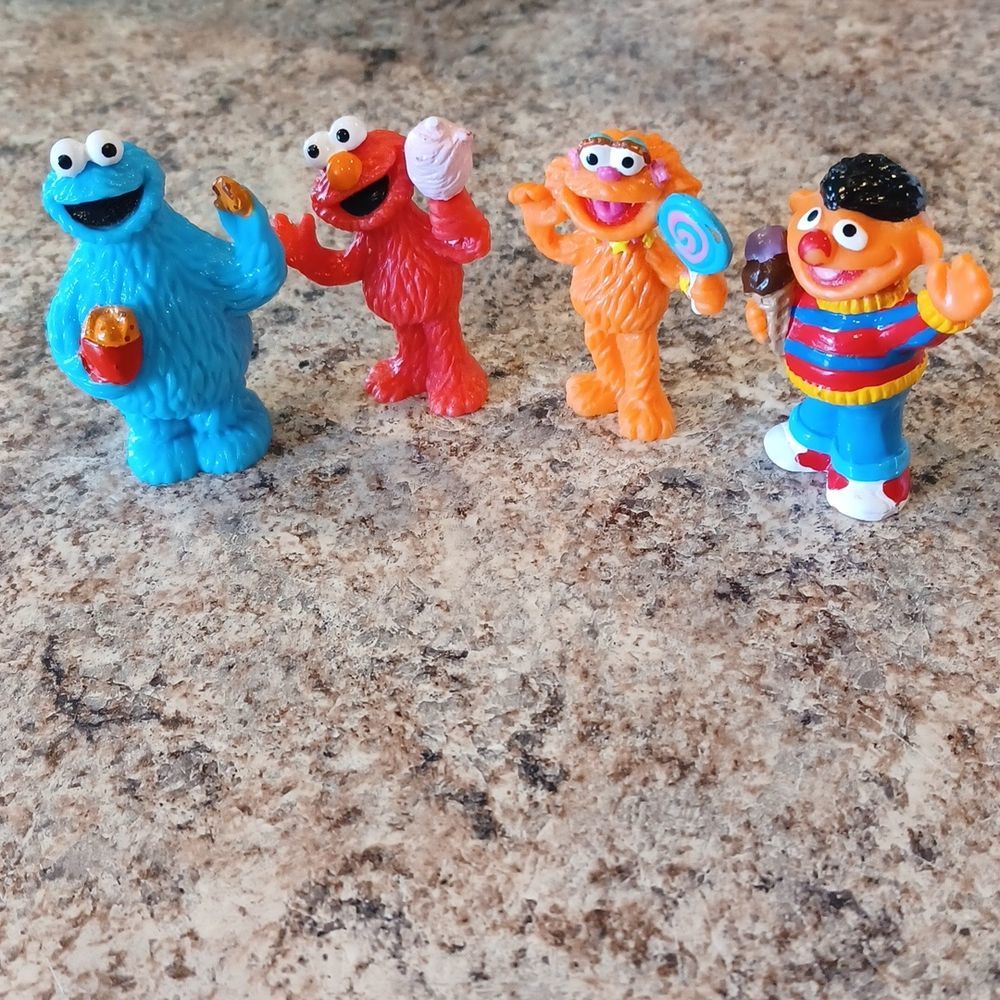 Vintage SESAME STREET JHP Characters Cake Toppers